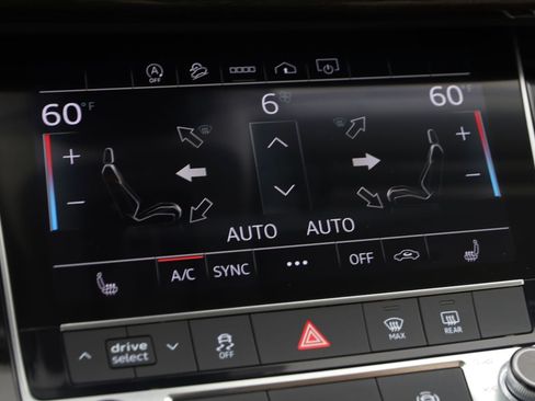 Used 2023 Audi Q7 3.0T Premium Plus w/ Premium Plus Package AWD/4WD image 31