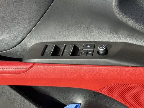 Used 2022 Toyota Camry XSE image 26
