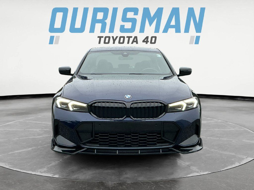 Used 2024 BMW 330i Sedan w/ M Sport Package RWD image 2