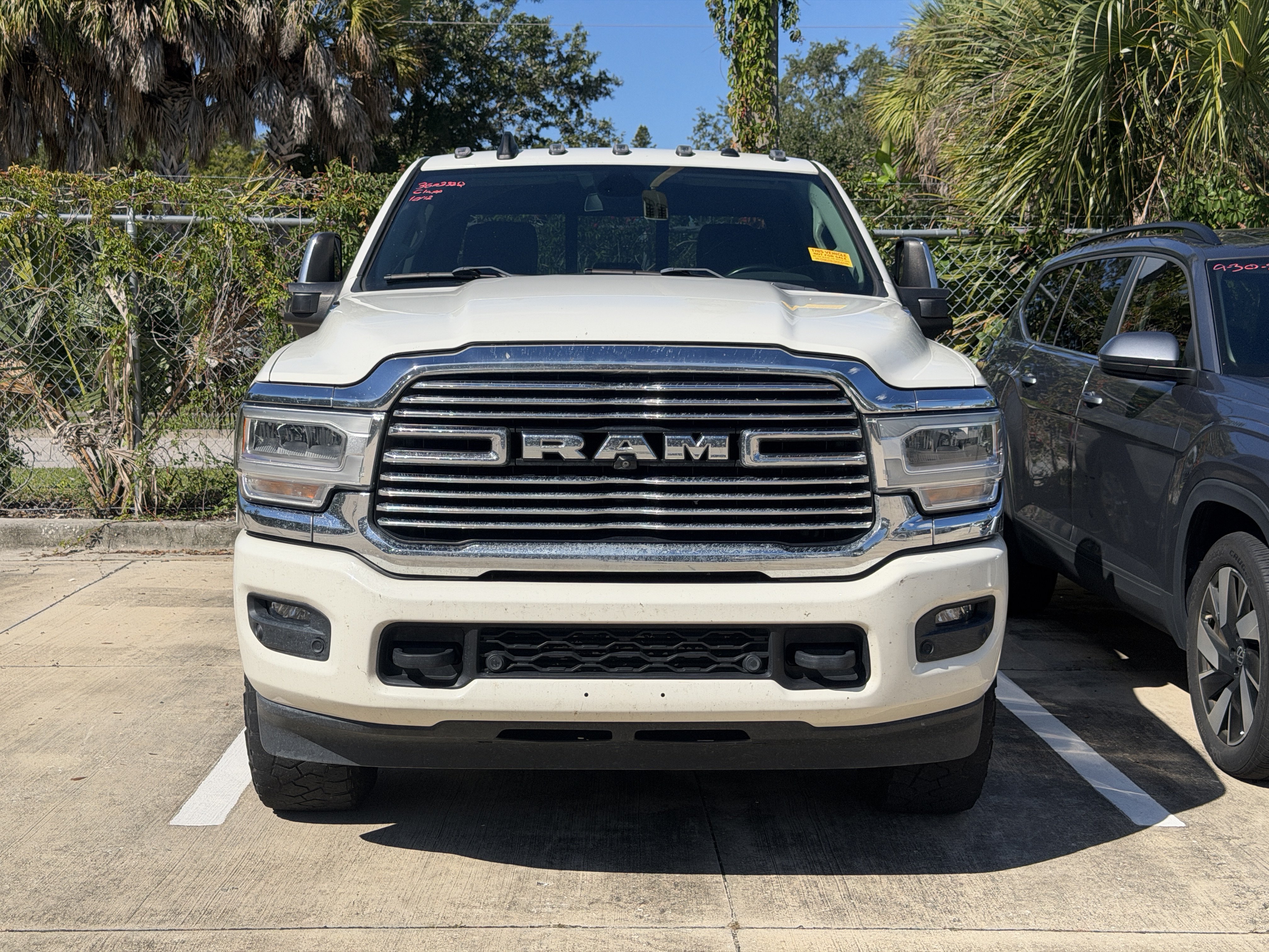 Used 2023 RAM 2500 Laramie AWD/4WD image 2