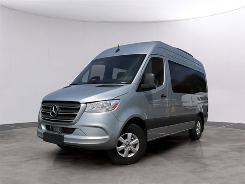 New 2025 Mercedes-Benz Sprinter 2500 image 1
