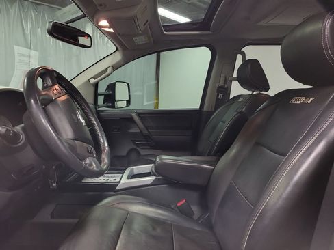 Used 2014 Nissan Titan PRO-4X w/ Pro-4x Luxury Package AWD/4WD image 13