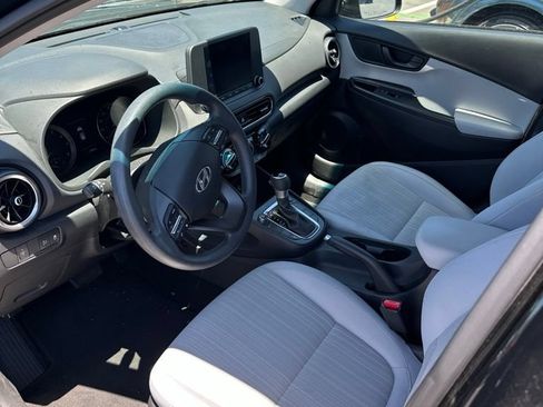 Used 2023 Hyundai Kona SEL w/ Cargo Package FWD image 7