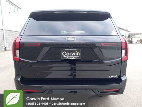 New 2025 Ford Expedition Platinum w/ Stealth Performance Package image 4