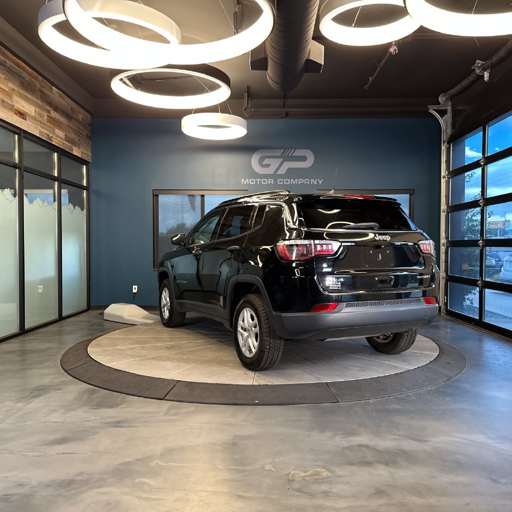 Used 2020 Jeep Compass Sport w/ Cold Weather Group AWD/4WD image 5
