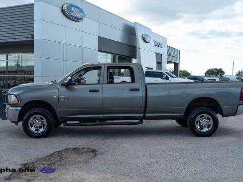 Used 2012 RAM 3500 ST w/ Chrome Appearance Group image 10