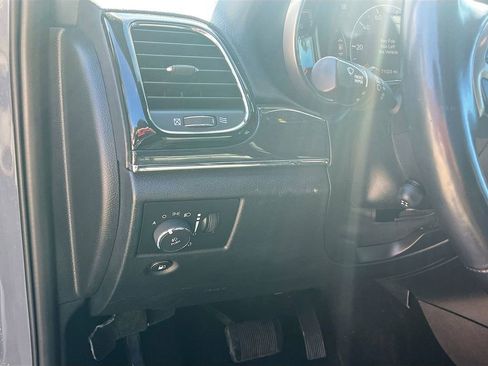 Used 2019 Jeep Grand Cherokee Trailhawk w/ Trailhawk Luxury Group AWD/4WD image 10