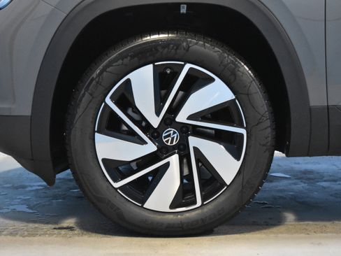 New 2026 Volkswagen Atlas SE image 20