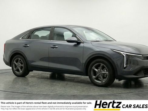 Used 2025 Kia K4 FWD image 1