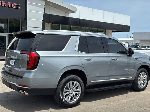 Certified 2025 GMC Yukon Denali AWD/4WD image 7