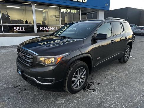 Used 2019 GMC Acadia SLE w/ Driver Alert Package I image 3