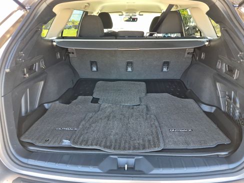 Used 2023 Subaru Outback Premium AWD/4WD image 26