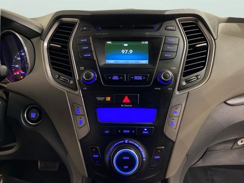 Used 2014 Hyundai Santa Fe Limited image 17