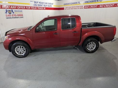 Used 2015 Nissan Frontier SV w/ SV Value Truck Package image 4