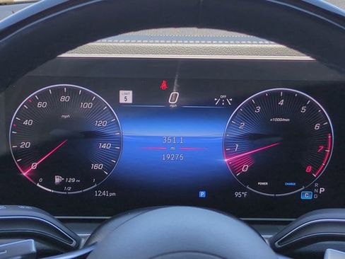 Used 2024 Mercedes-Benz GLE 350 4MATIC image 28