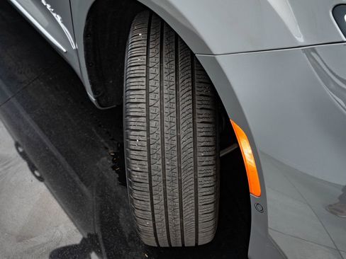 Used 2024 Chrysler Pacifica Pinnacle AWD/4WD image 53
