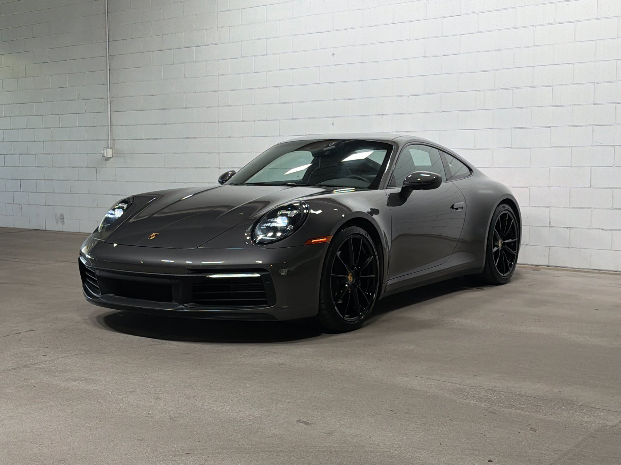 Certified 2024 Porsche 911 Carrera RWD image 1
