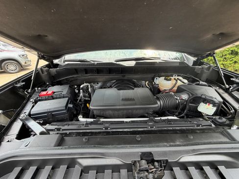 Used 2024 Chevrolet Silverado 1500 RST AWD/4WD image 37