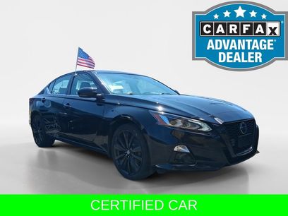 Certified 2022 Nissan Altima 2.5 SR w/ Midnight Edition Package