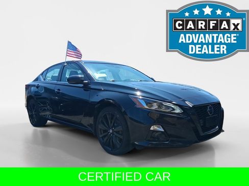 Certified 2022 Nissan Altima 2.5 SR w/ Midnight Edition Package AWD/4WD image 1