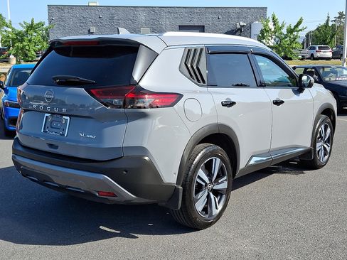 Certified 2023 Nissan Rogue SL w/ SL Premium Package AWD/4WD image 6