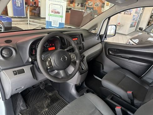 Used 2015 Nissan NV200 S w/ Cruise Control Package FWD image 11