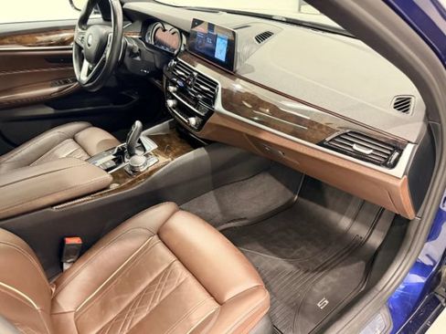 Used 2017 BMW 530i xDrive w/ Driving Assistance Package AWD/4WD image 28