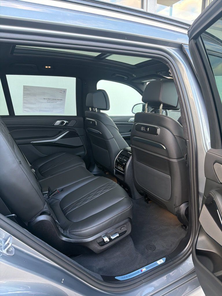 New 2026 BMW X7 M60i AWD/4WD image 17