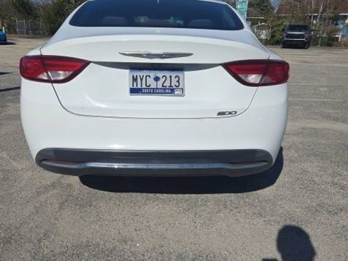 Used 2015 Chrysler 200 Limited w/ Convenience Group image 19