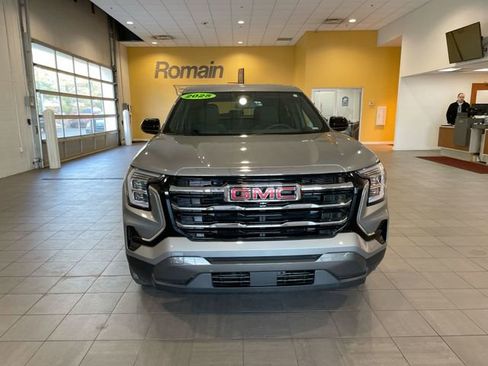 Used 2026 GMC Terrain Elevation image 7