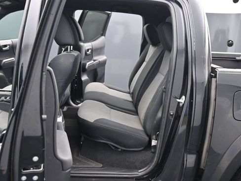 Used 2022 Toyota Tacoma TRD Off-Road w/ Technology Package AWD/4WD image 20