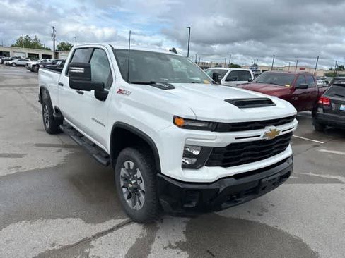 Used 2024 Chevrolet Silverado 2500 Custom w/ Custom Value Package AWD/4WD image 26