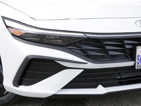 Certified 2026 Hyundai Elantra Sport FWD image 3