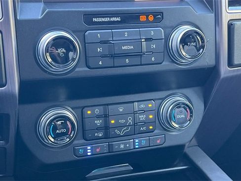 Used 2020 Ford F250 Limited image 23