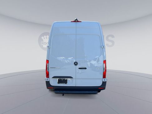 New 2026 Mercedes-Benz Sprinter 2500 image 10