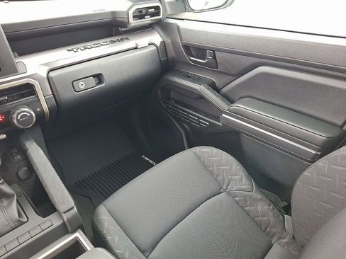New 2026 Toyota Tacoma SR5 AWD/4WD image 11