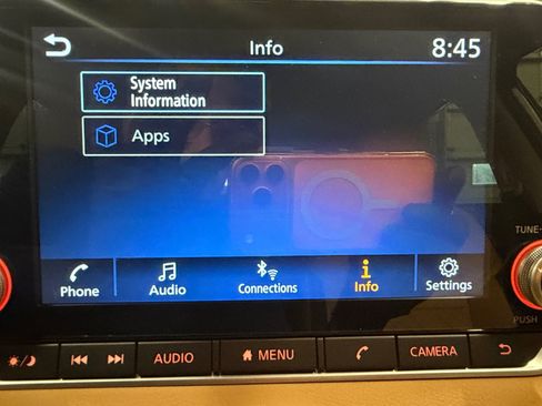 Used 2025 Nissan Sentra SV w/ SV Premium Package FWD image 33
