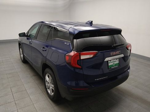 Used 2022 GMC Terrain SLE AWD/4WD image 5