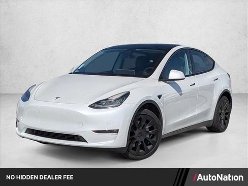 Used 2021 Tesla Model Y Long Range AWD/4WD image 1