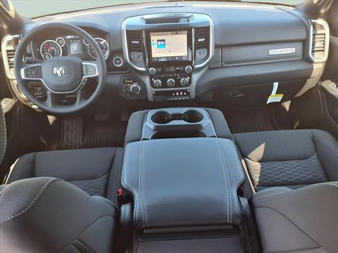 New 2026 RAM 1500 Big Horn AWD/4WD image 8