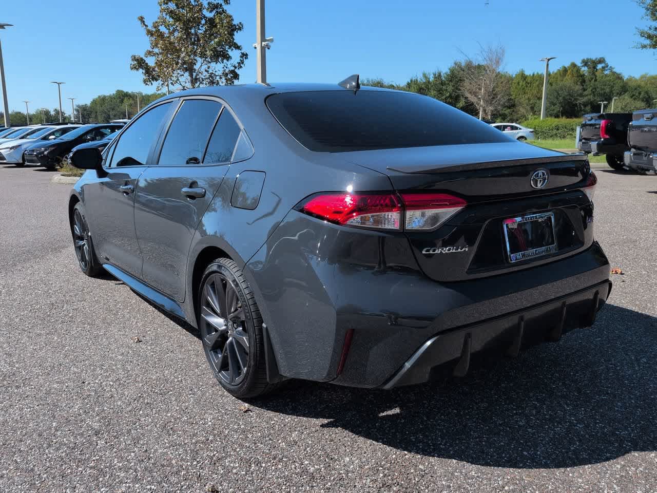 Certified 2026 Toyota Corolla SE w/ SE Package FWD image 4