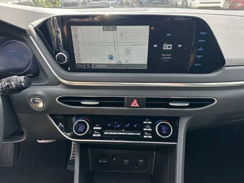Used 2023 Hyundai Sonata SEL Plus image 19