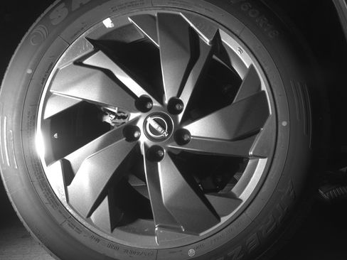 Used 2025 Nissan Rogue SV image 15