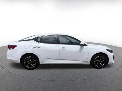 Used 2025 Nissan Sentra SV FWD image 16