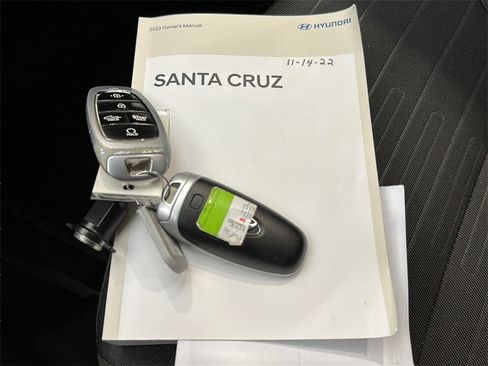 Used 2023 Hyundai Santa Cruz SEL Premium image 29