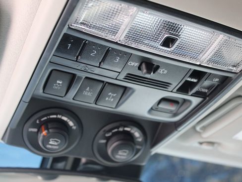 Used 2023 Toyota 4Runner TRD Off-Road Premium image 27