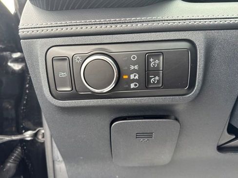 Used 2025 Ford Mustang Premium RWD image 15