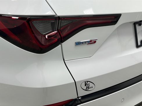 Used 2023 Acura MDX Type S AWD/4WD image 35