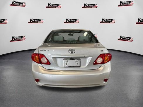 Used 2010 Toyota Corolla S image 6