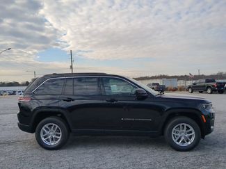 New 2025 Jeep Grand Cherokee Laredo X w/ Luxury Tech Group I video 2